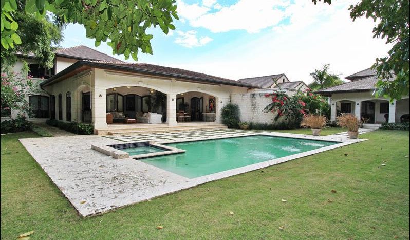 Caharete home for sale