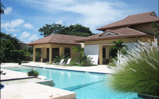 Caharete home for sale