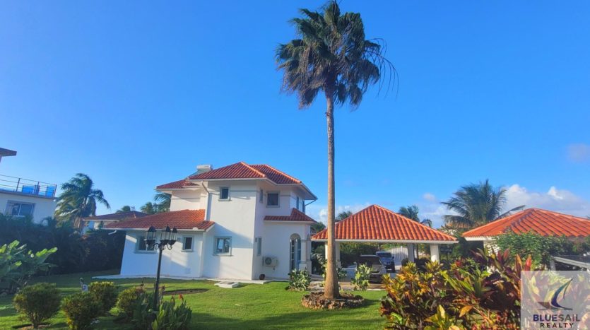 Grand villa estate