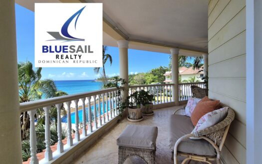 Third-floor oceanfront penthouse terrace at Hispaniola Beach Sosúa